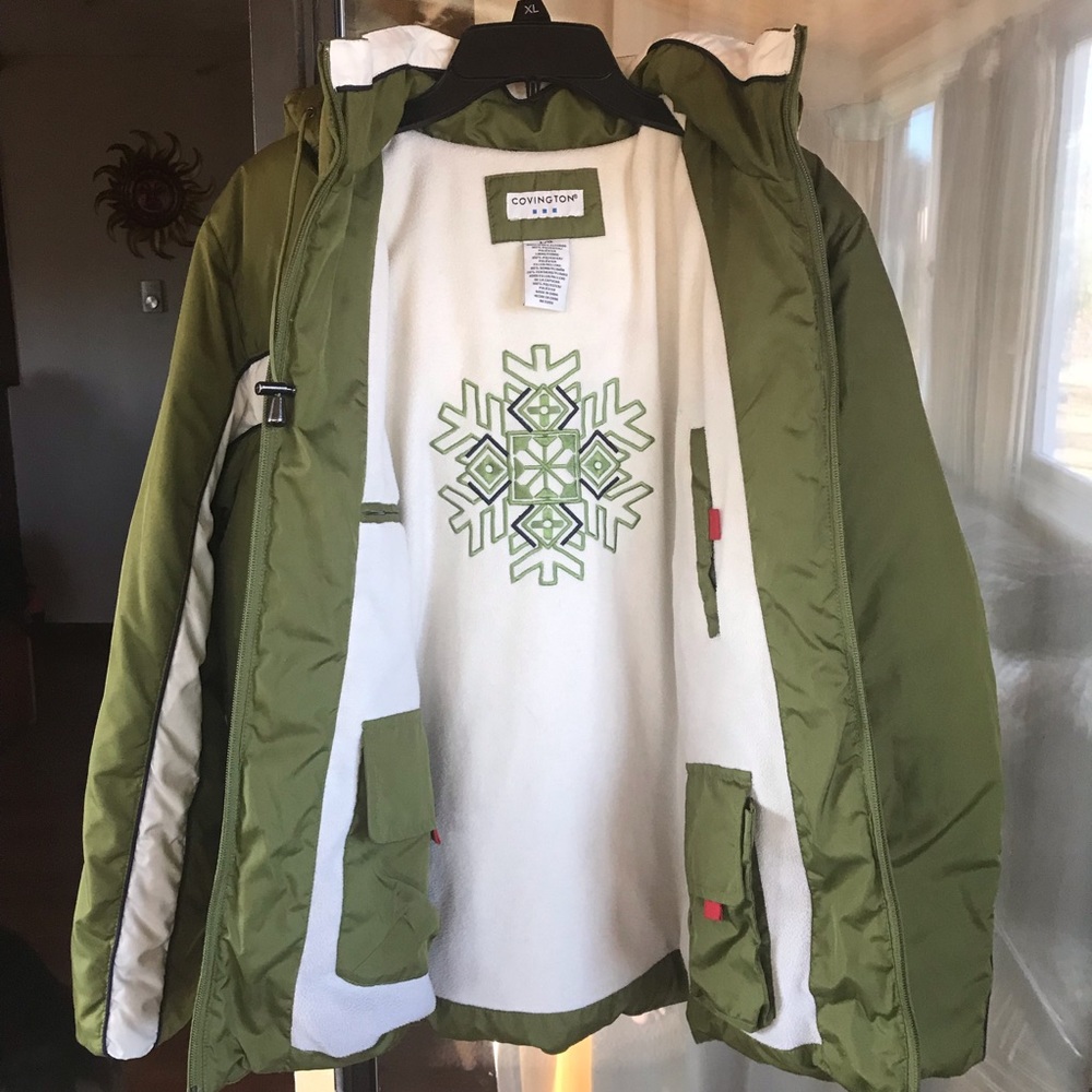 ❄️ Covington Women’s Down Jacket - Picture 6 of 8